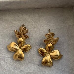 Mejuri petal drop earrings gold vermeil